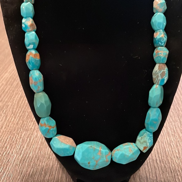 Turquoise chunk necklace - Picture 2 of 11